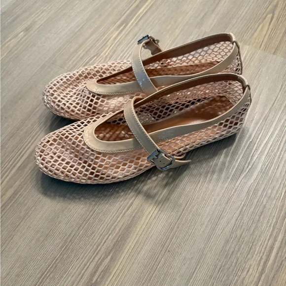 Nude mesh ballet flats - size 7 - Picture 5 of 6